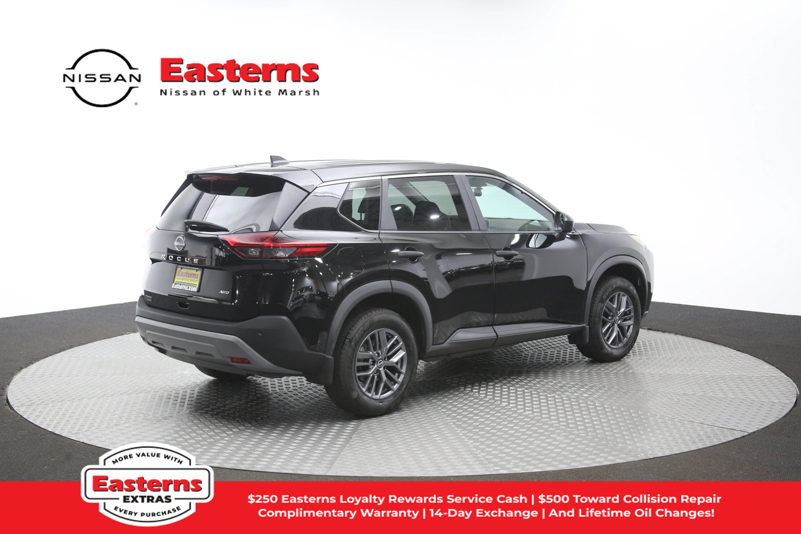Used 2023 Nissan Rogue S AWD/4WD image 41