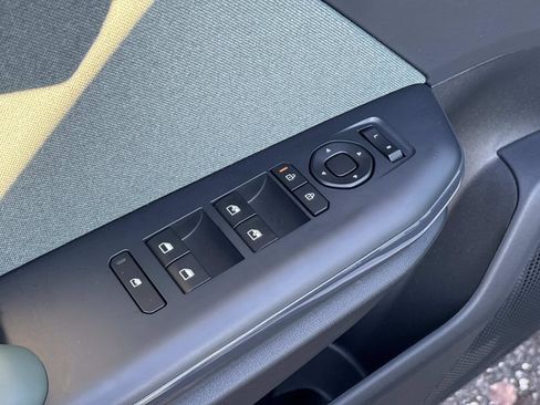 New 2025 Kia K4 EX image 19