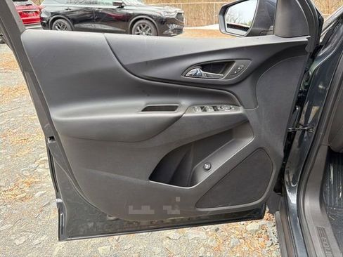 Used 2023 Chevrolet Equinox LT image 18
