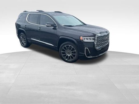 Used 2023 GMC Acadia Denali w/ Black Diamond Edition image 4