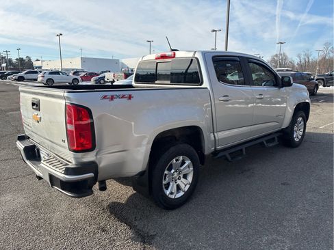 Used 2019 Chevrolet Colorado LT w/ LT Convenience Package image 7