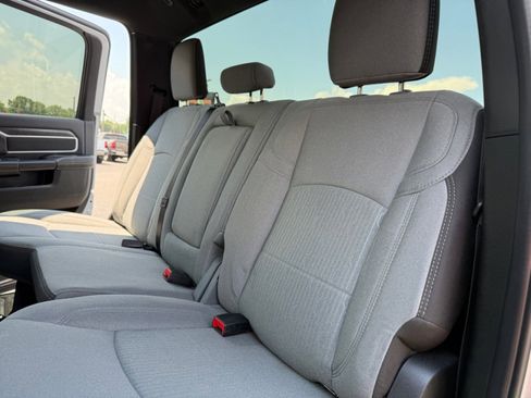 Used 2024 RAM 3500 Big Horn image 17