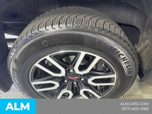 Used 2024 GMC Sierra 1500 Elevation w/ Preferred Package AWD/4WD image 21