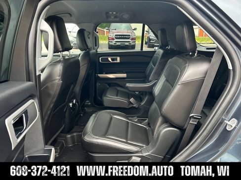 Used 2022 Ford Explorer XLT w/ Equipment Group 202A AWD/4WD image 26
