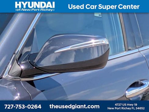 Used 2017 Hyundai Santa Fe Sport FWD image 11