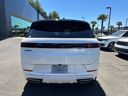 New 2026 Land Rover Range Rover Sport Dynamic SE AWD/4WD image 6