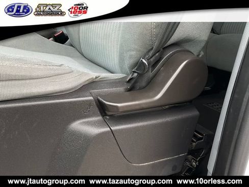 Used 2015 Ford Transit 350 XLT RWD image 11