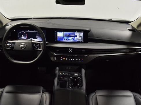 Used 2025 Nissan Murano SV image 13