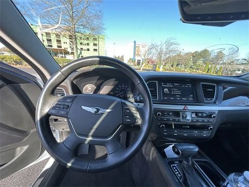 Used 2019 Genesis G80 3.8 image 9