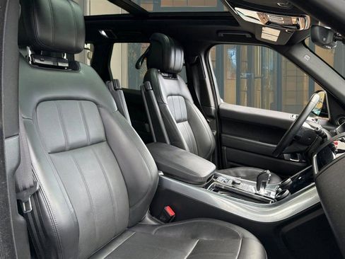 Used 2019 Land Rover Range Rover Sport HSE AWD/4WD image 33
