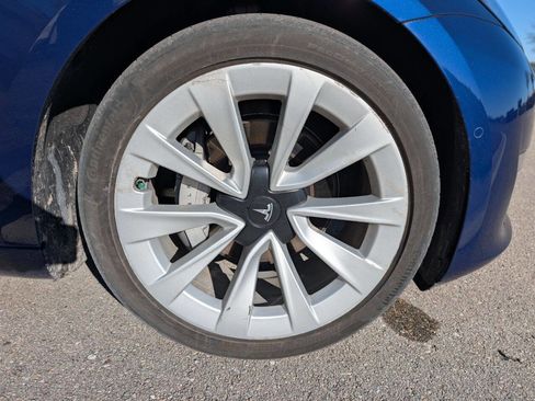 Used 2022 Tesla Model 3 Long Range image 28