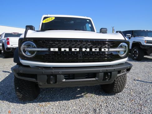 Used 2024 Ford Bronco Wildtrak AWD/4WD image 6
