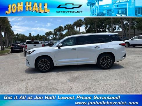 Used 2025 Lexus TX 350 AWD w/ Technology Package image 4