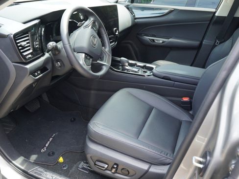 Used 2024 Lexus NX 350 AWD image 9