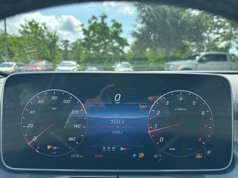 Used 2025 Mercedes-Benz C 300 4MATIC Sedan image 20