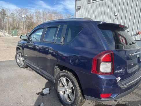 Used 2017 Jeep Compass High Altitude image 3