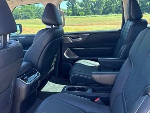 Used 2025 INFINITI QX80 Sensory AWD/4WD image 8