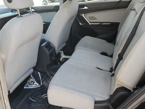 Used 2018 Volkswagen Tiguan S FWD image 10