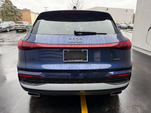 New 2025 Audi Q5 Premium Plus AWD/4WD image 4