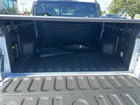Used 2025 Ford Maverick Lariat AWD/4WD image 14