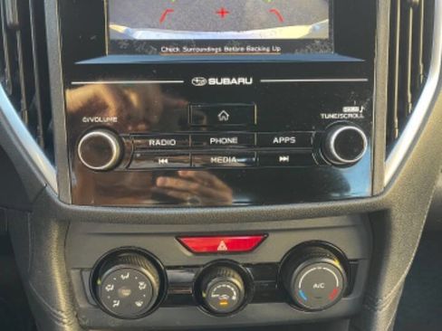 Used 2018 Subaru Impreza 2.0i image 12