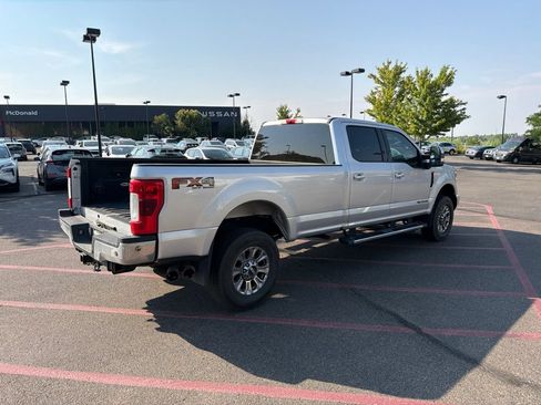 Used 2019 Ford F250 XLT w/ XLT Premium Package AWD/4WD image 3