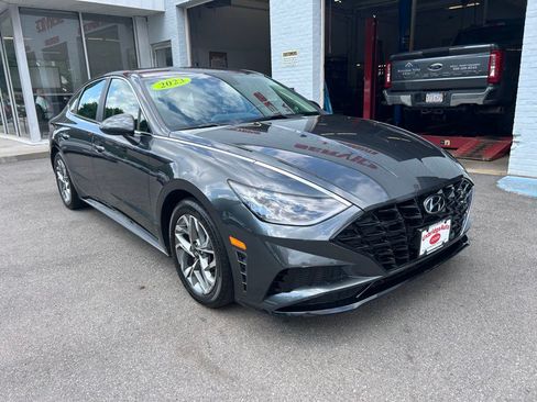 Used 2023 Hyundai Sonata SEL w/ Cargo Package FWD image 2