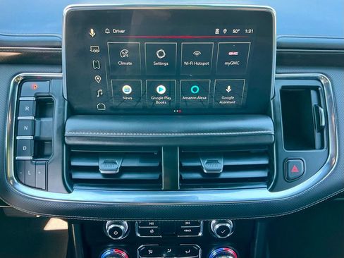 Used 2023 GMC Yukon AT4 w/ AT4 Premium Package image 34