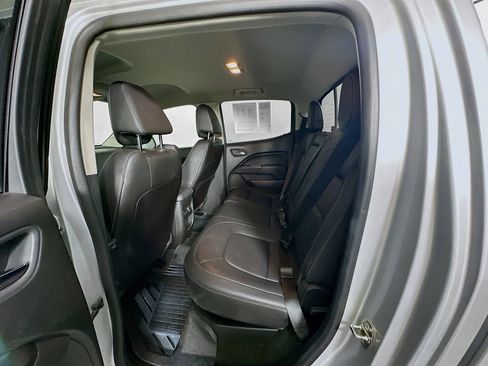 Used 2016 GMC Canyon SLT w/ Driver Alert Package image 26