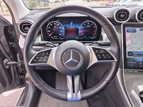Used 2024 Mercedes-Benz GLC 300 4MATIC image 21