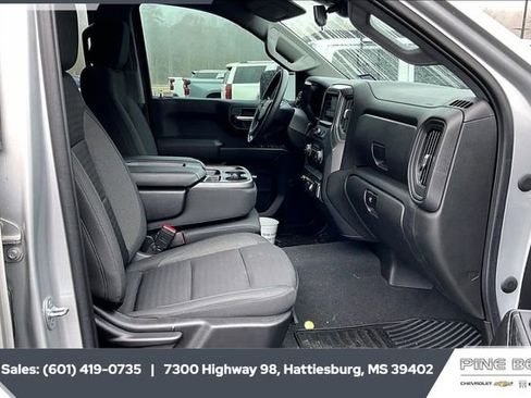 Certified 2022 Chevrolet Silverado 1500 Custom image 5