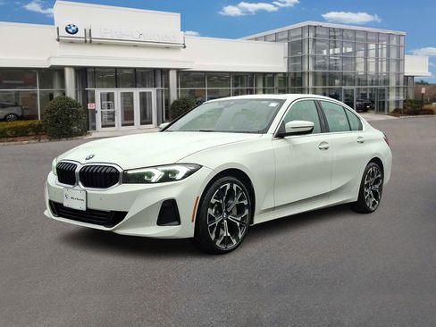 Used 2025 BMW 330i xDrive Sedan w/ Premium Package image 1