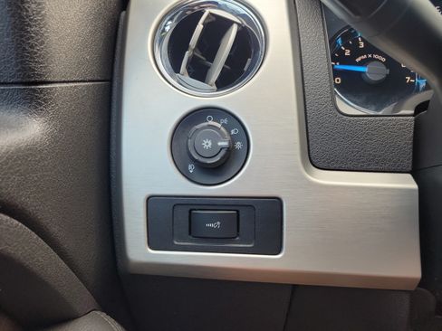 Used 2013 Ford F150 Platinum AWD/4WD image 19