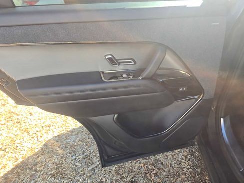 Used 2024 Land Rover Range Rover Sport SE image 20