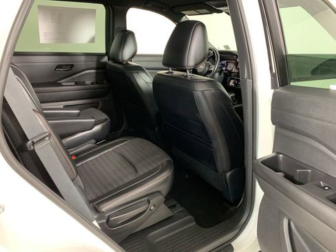 Used 2023 Nissan Pathfinder Rock Creek image 39