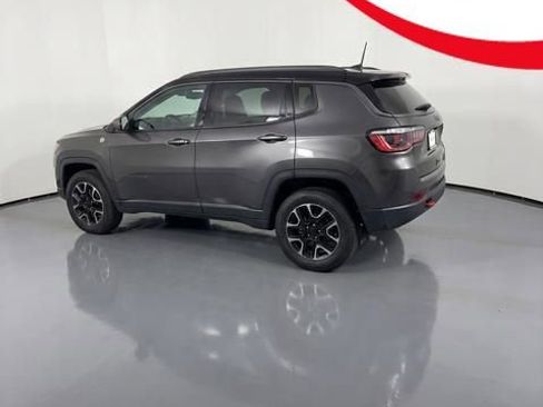 Used 2019 Jeep Compass Trailhawk AWD/4WD image 1