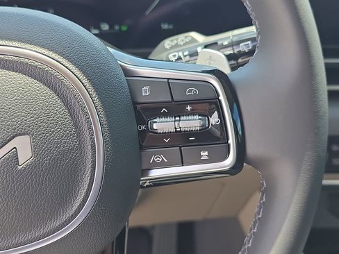 New 2026 Kia Carnival SX FWD image 33