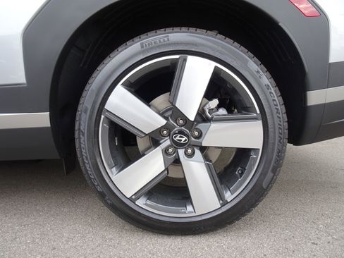 New 2025 Hyundai Santa Fe Limited image 7