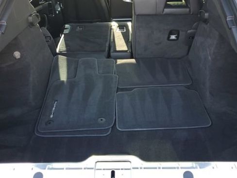 Used 2018 Porsche Panamera 4S image 25