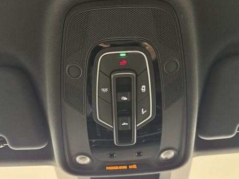 Used 2020 Audi Q8 Premium Plus AWD/4WD image 24