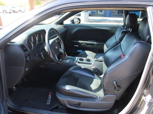 Used 2009 Dodge Challenger SRT8 RWD image 32