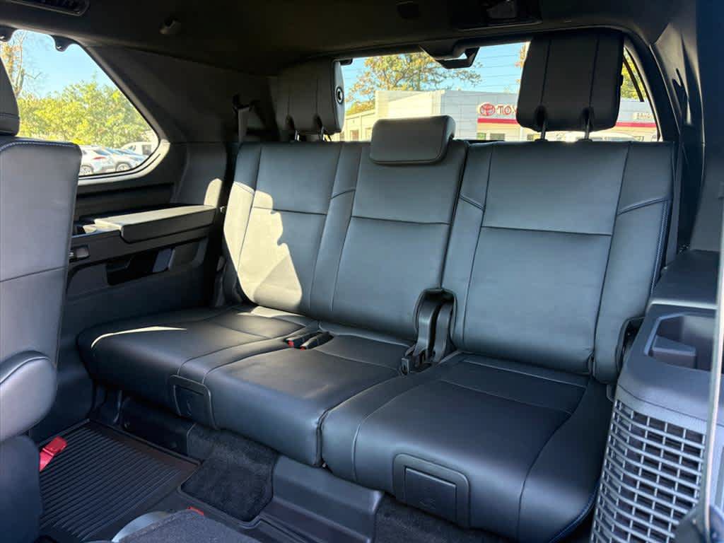 Used 2026 Toyota Sequoia Platinum AWD/4WD image 9
