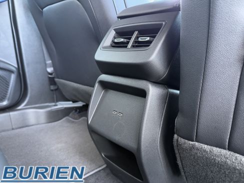 New 2026 Chevrolet Equinox EV LT image 29