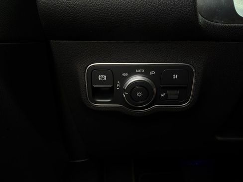 Used 2024 Mercedes-Benz EQB 250+ image 27