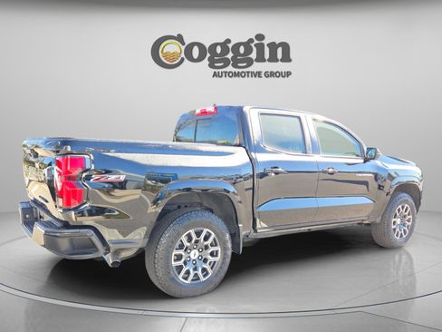 Used 2024 Chevrolet Colorado Z71 AWD/4WD image 6