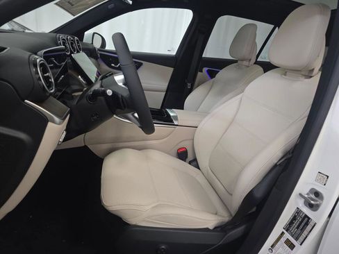 New 2026 Mercedes-Benz GLC 300 GLC 300 image 13