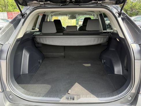 Used 2025 Toyota RAV4 XLE AWD/4WD image 23
