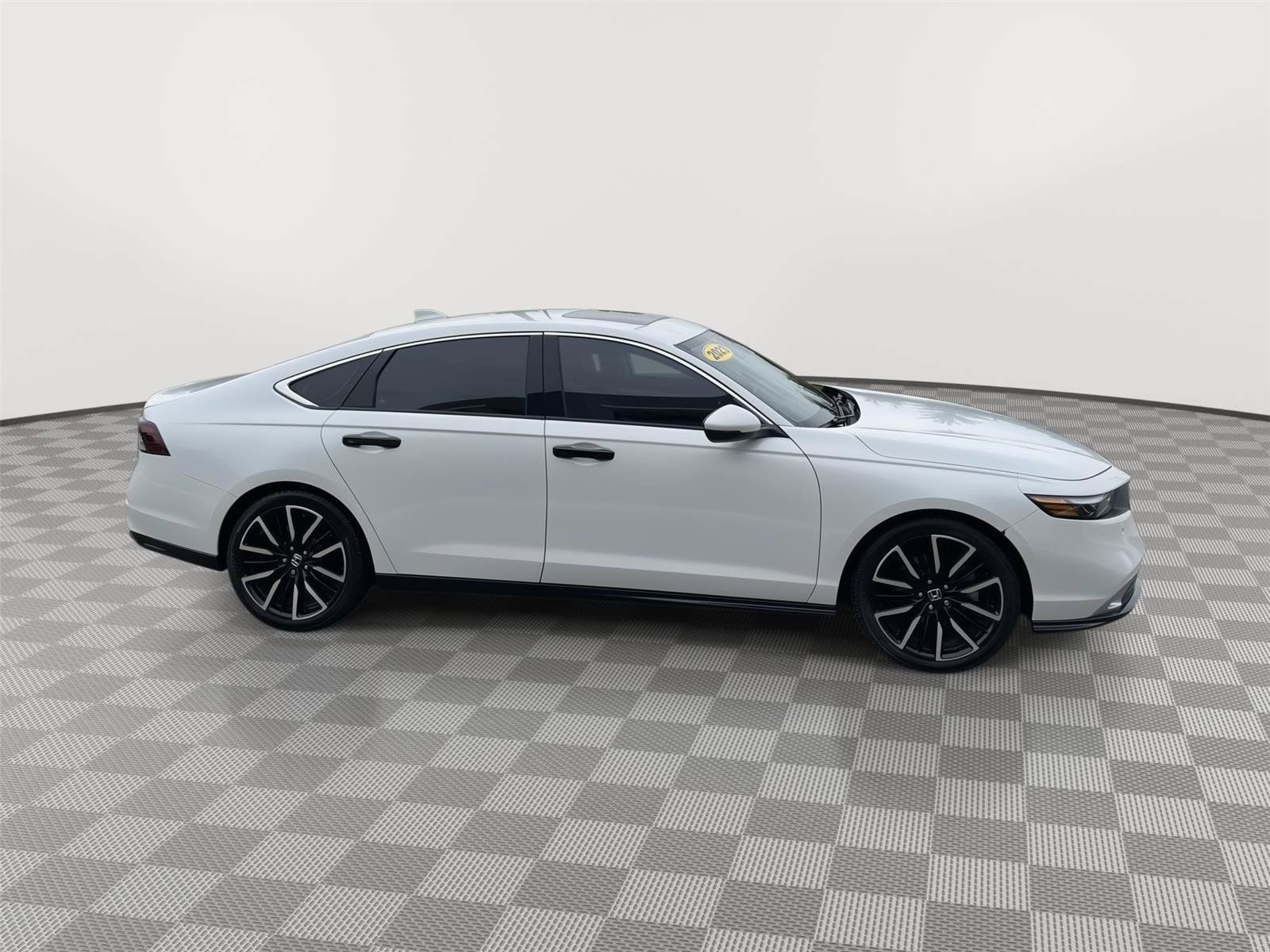 Used 2023 Honda Accord Touring image 16