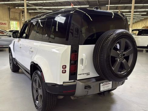Used 2021 Land Rover Defender 110 X-Dynamic HSE AWD/4WD image 11