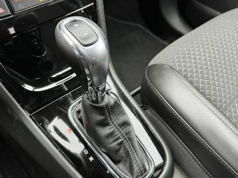 Used 2022 Buick Encore Preferred image 17